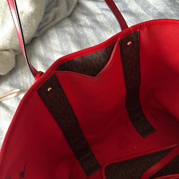 Michael Kors Tote Bag - Picture 3 of 4